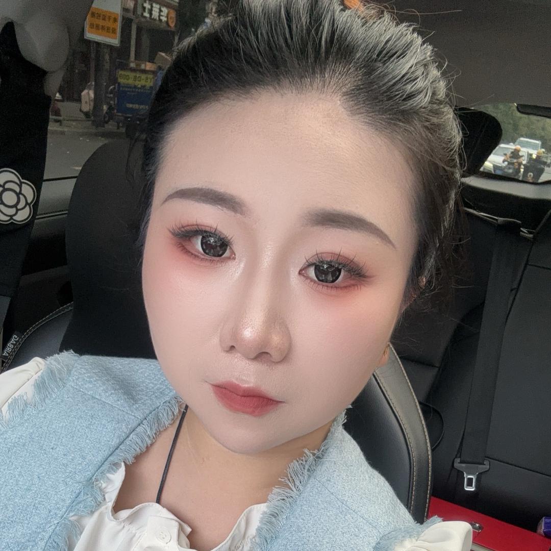 卖月饼的小姐姐