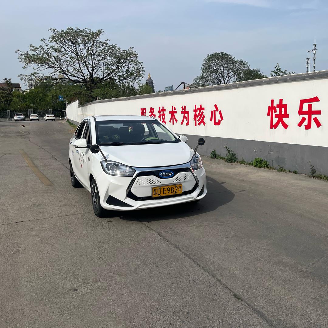美丽华驾校教练C1，C2，D证，服务