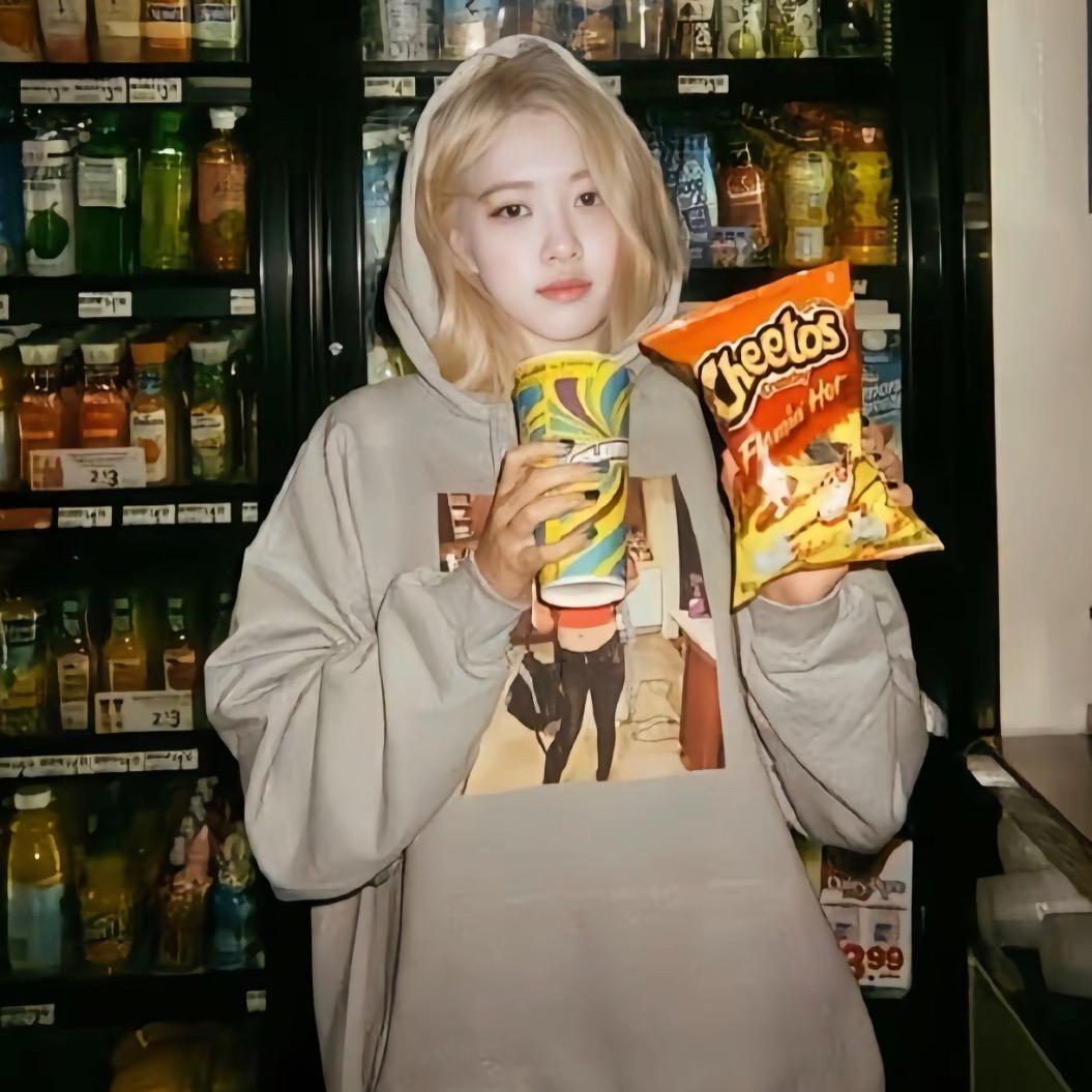 冯宝宝嘴里的地瓜