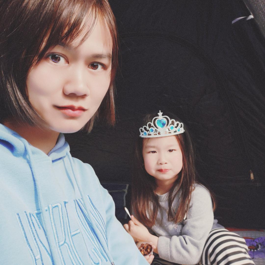 靓仔妈妈幸福一家人