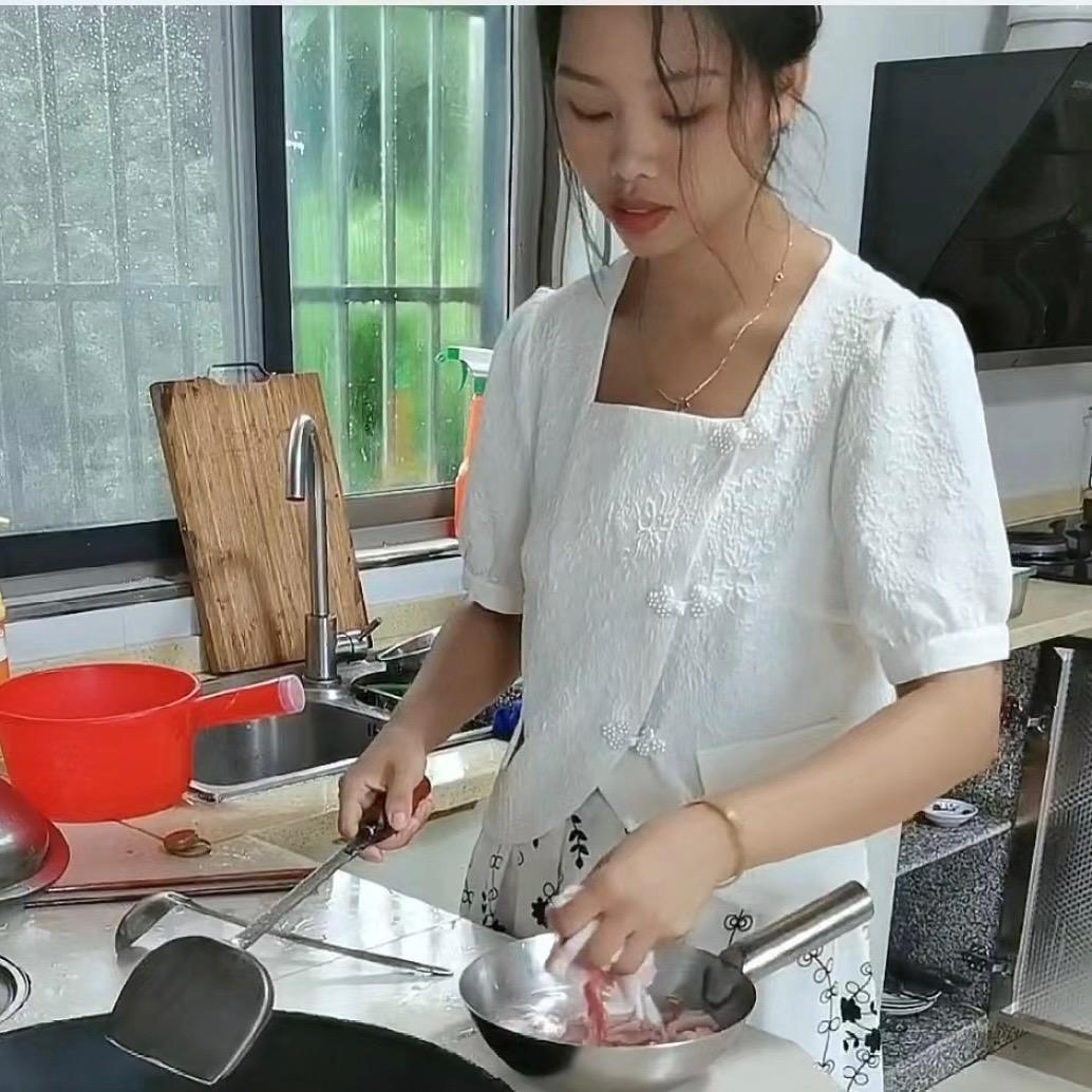 二吖三娃妈