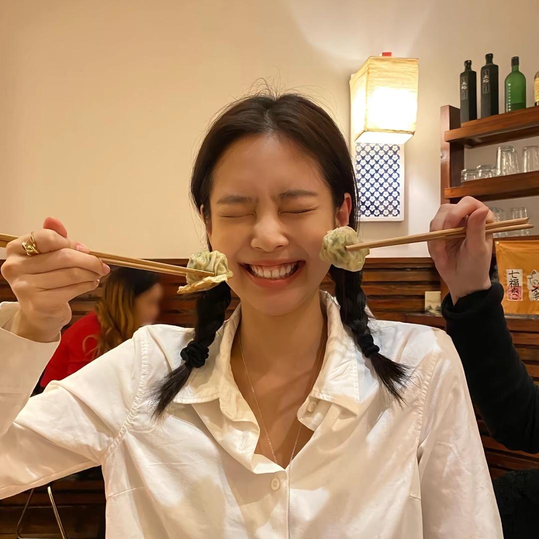 今天吃饱了啊啊啊啊