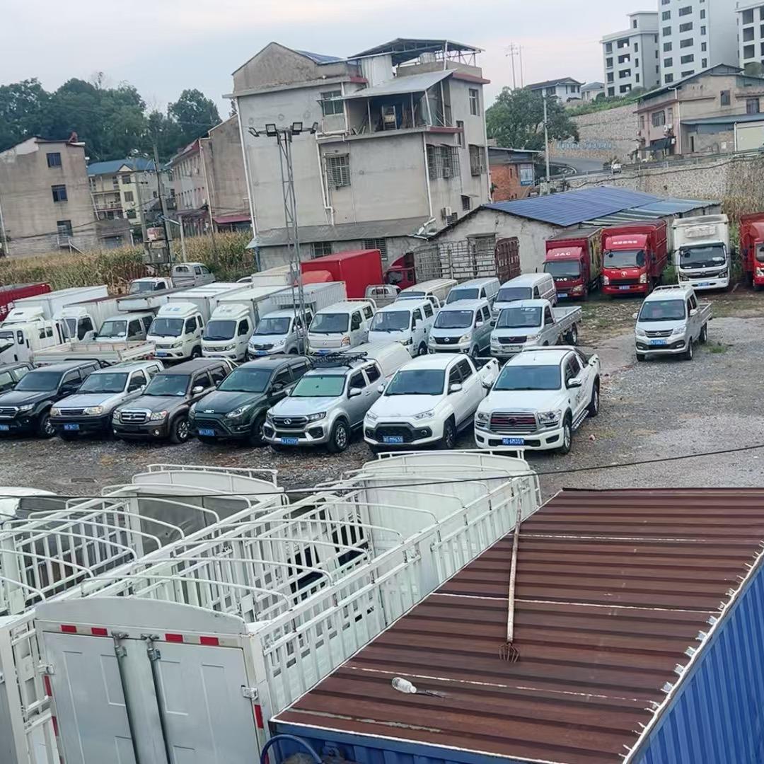 弘波二手车小吴