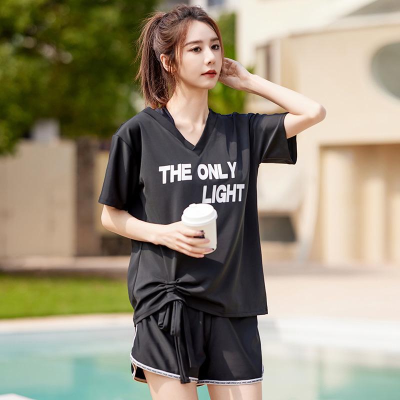 韵玛思兴城市鸿诚制衣有限公司健身训练专卖店