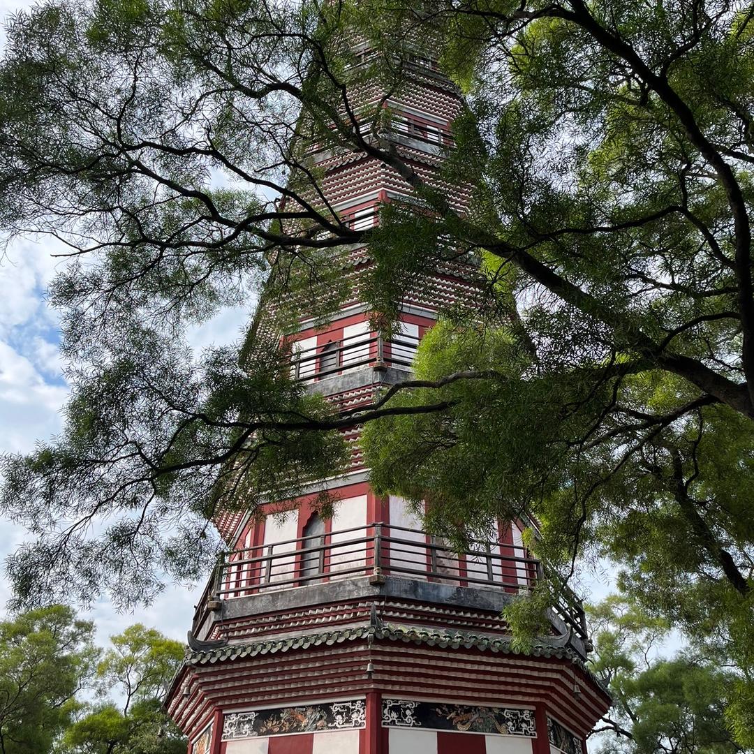 自强不息，厚德载物