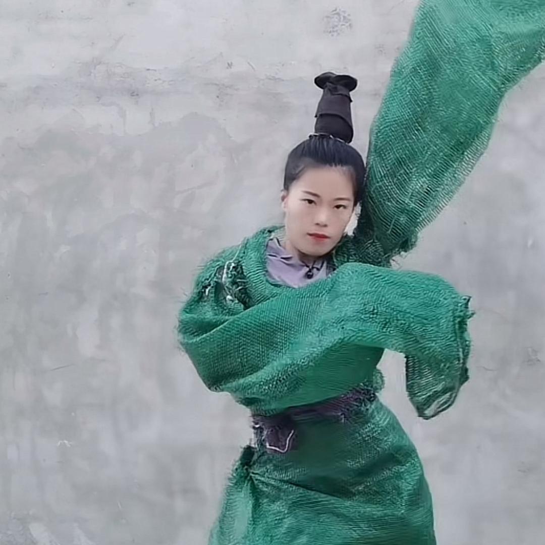 浪花朵朵🌍