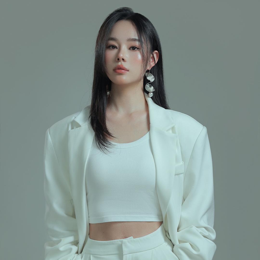 常山田心 爱做脸