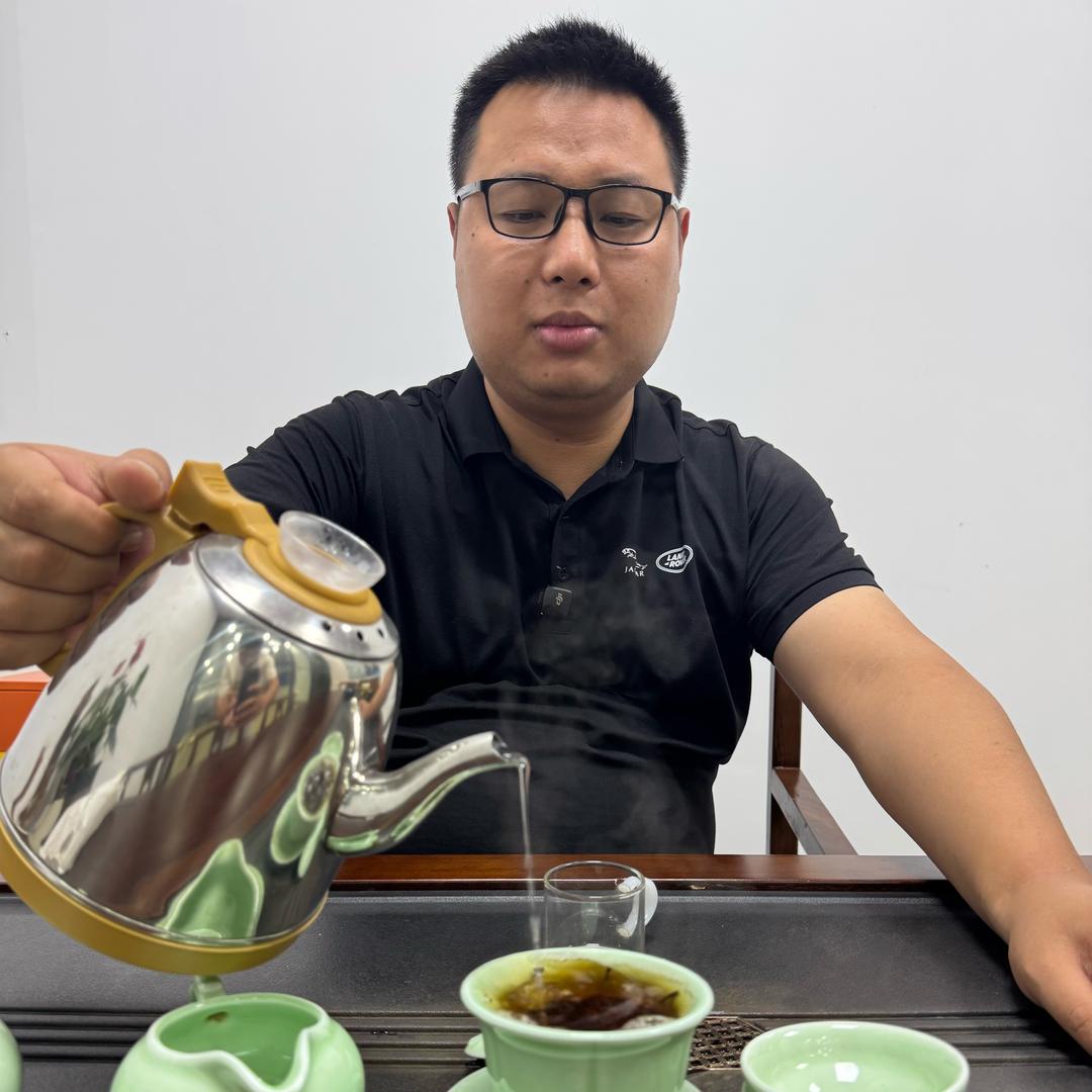 湖南捷豹路虎专修卜总监（常德捷路行）