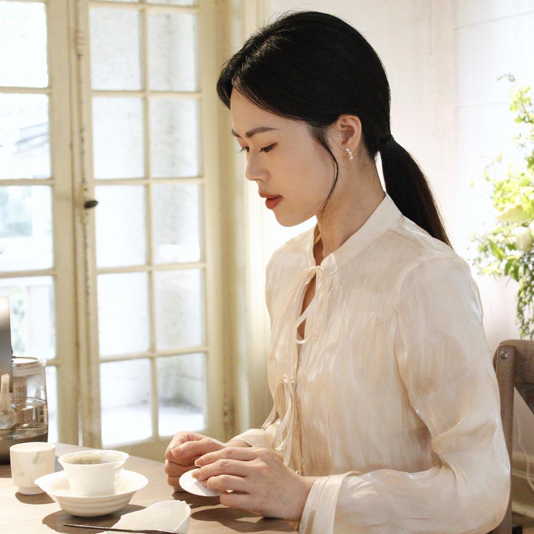 双语茶艺师Sara