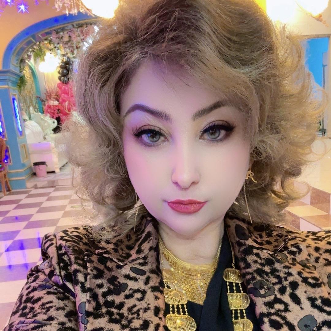 伽师县孜努热服饰店