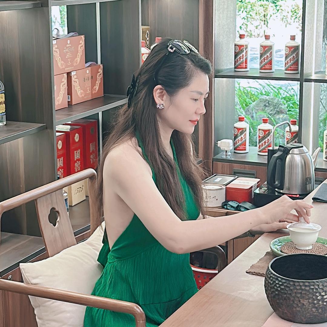 保利王阿姨