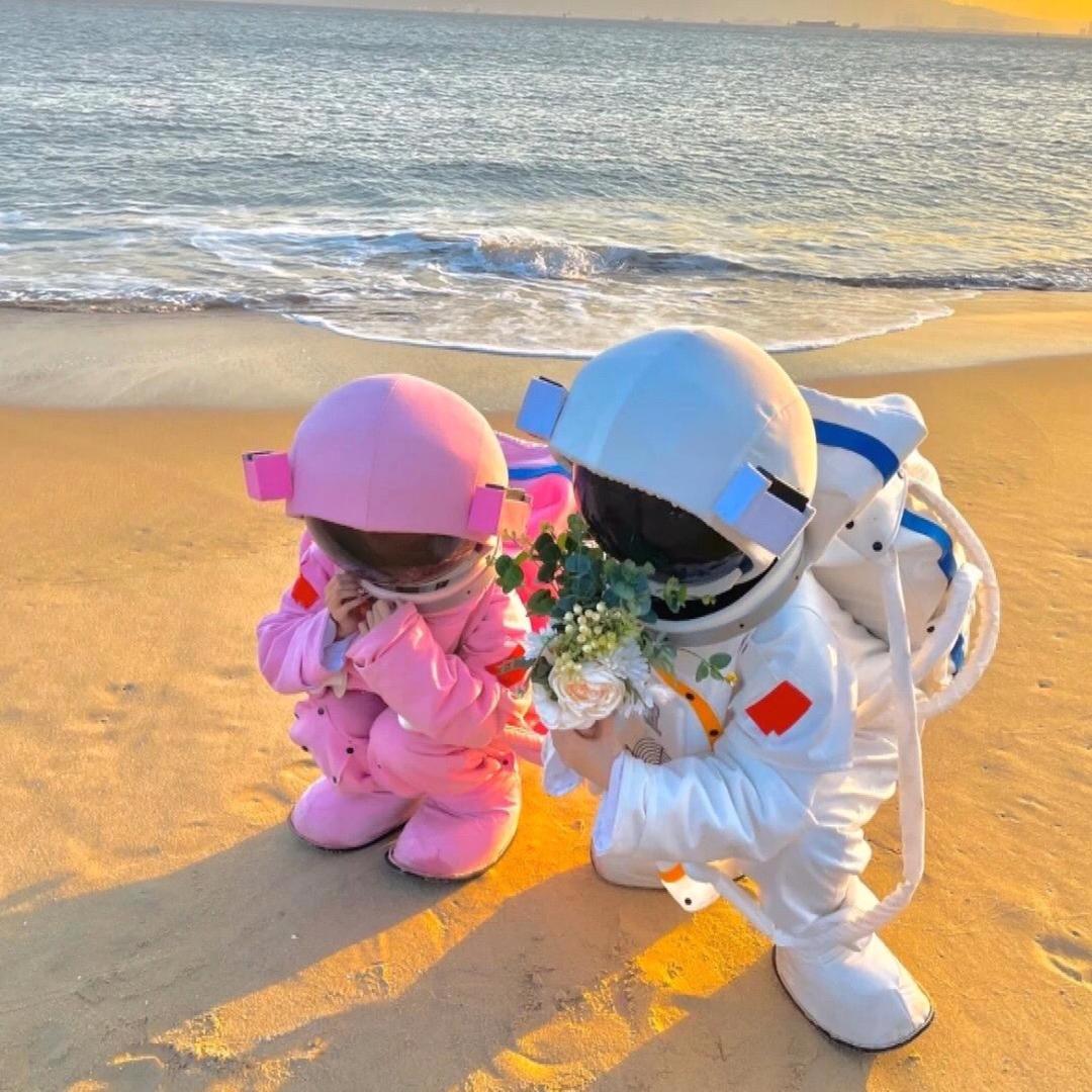 宇航员的惊喜👩‍🚀