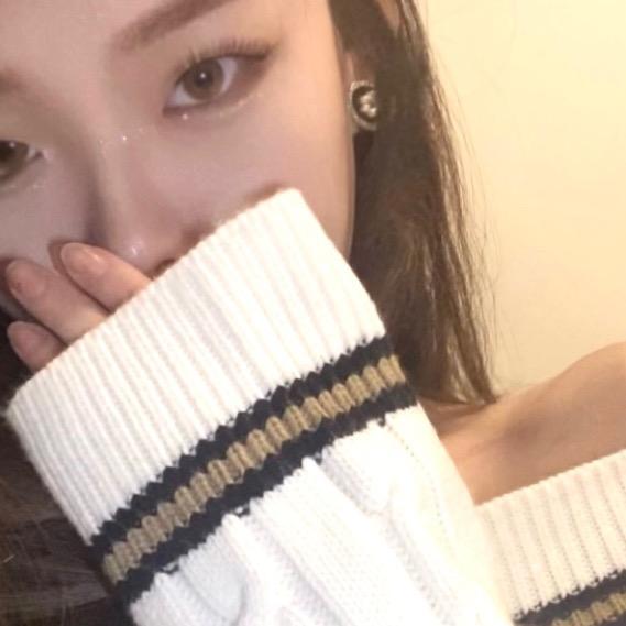 蜜梨艾婕