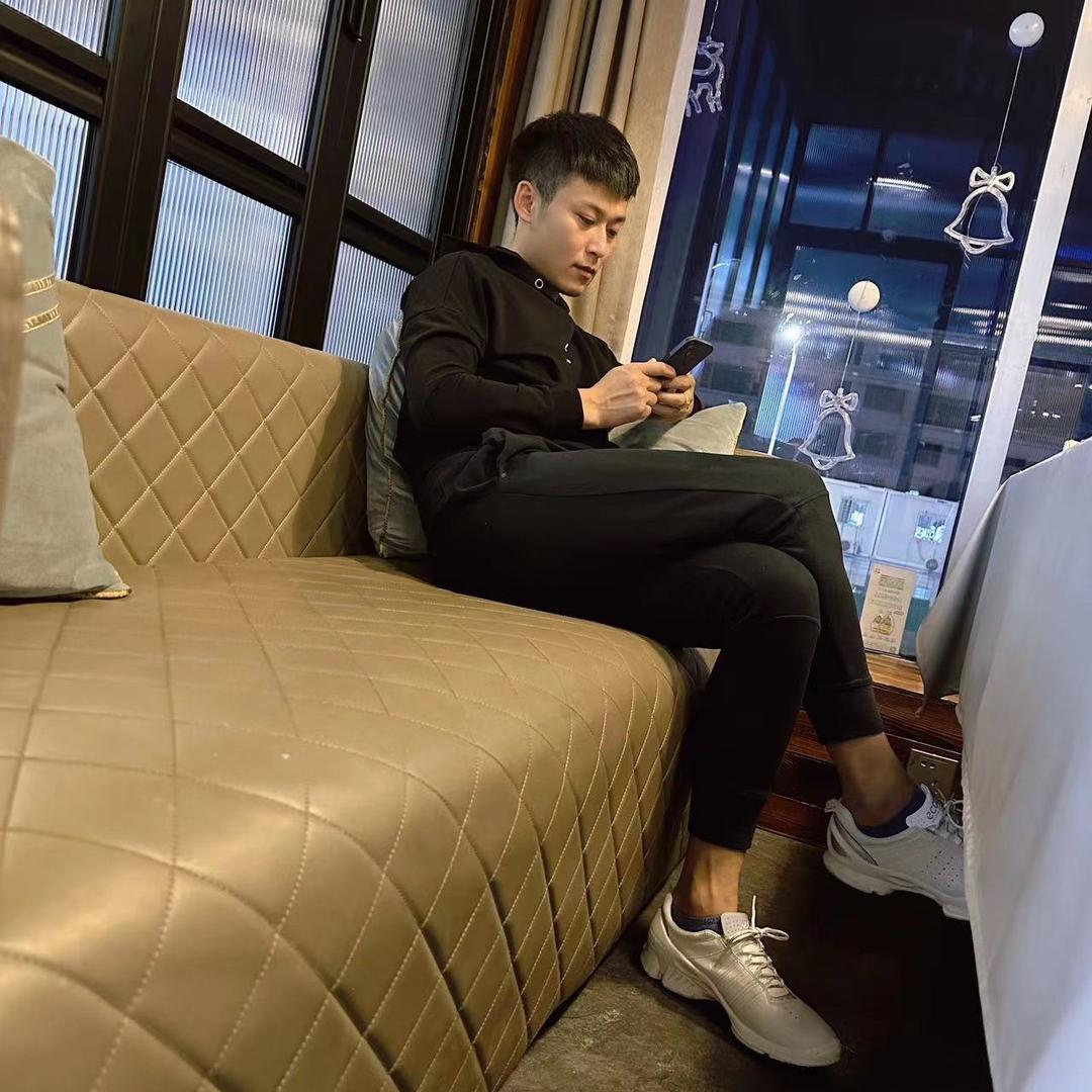 A.      汝鹏   💥