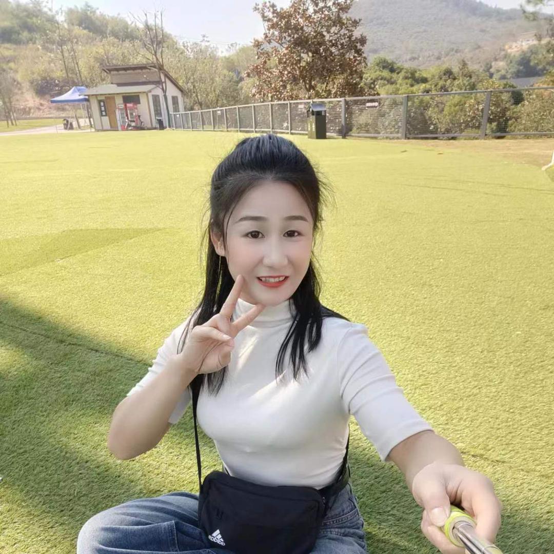 庐江安德利广场阿迪