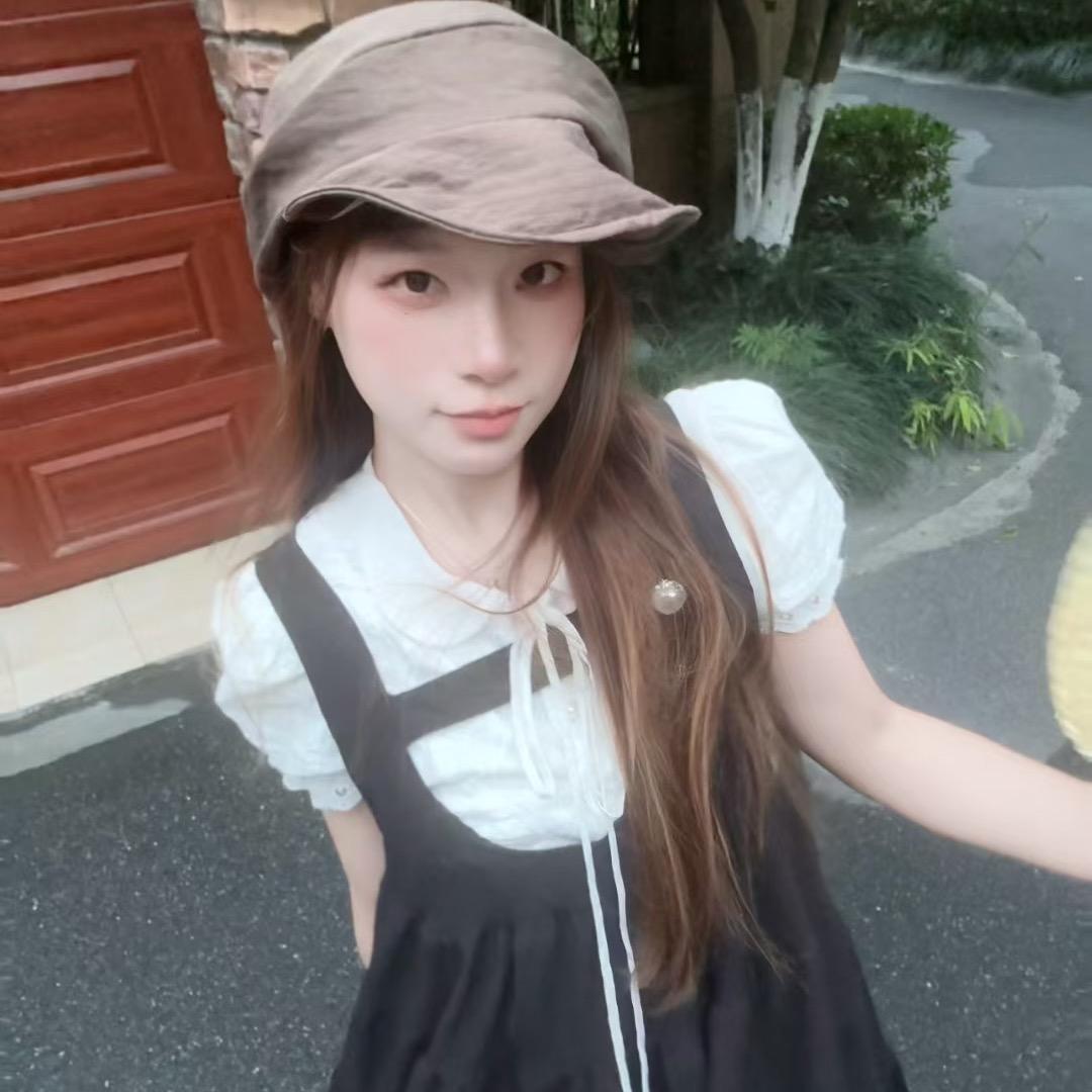 戴依苒