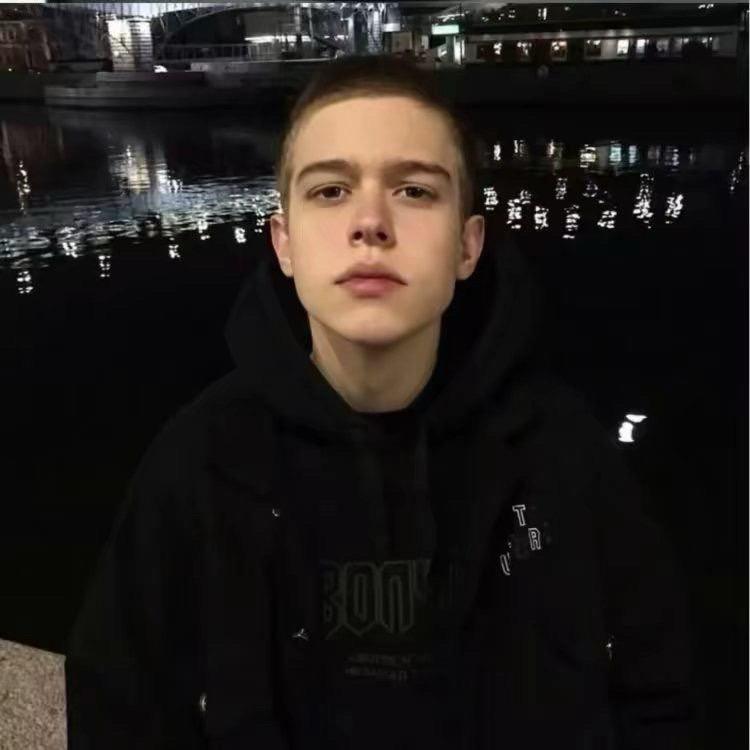💴