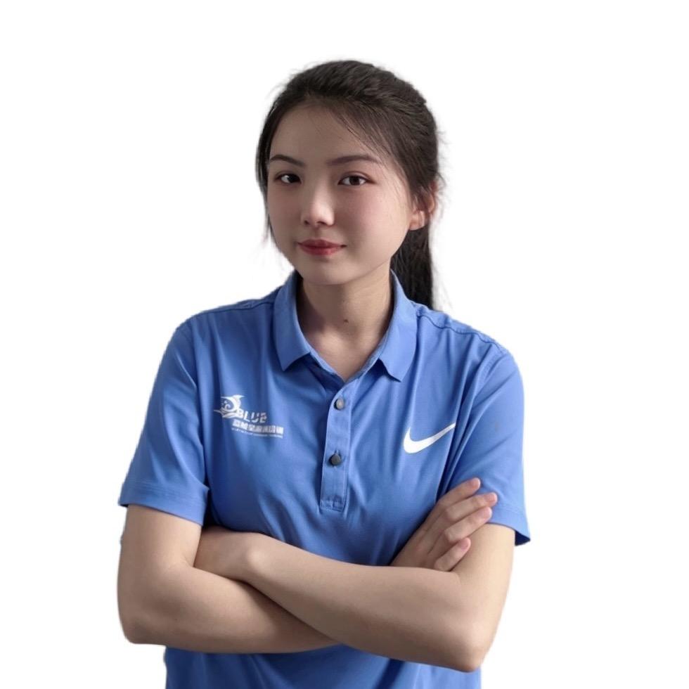 斯达特游泳教练：张玉