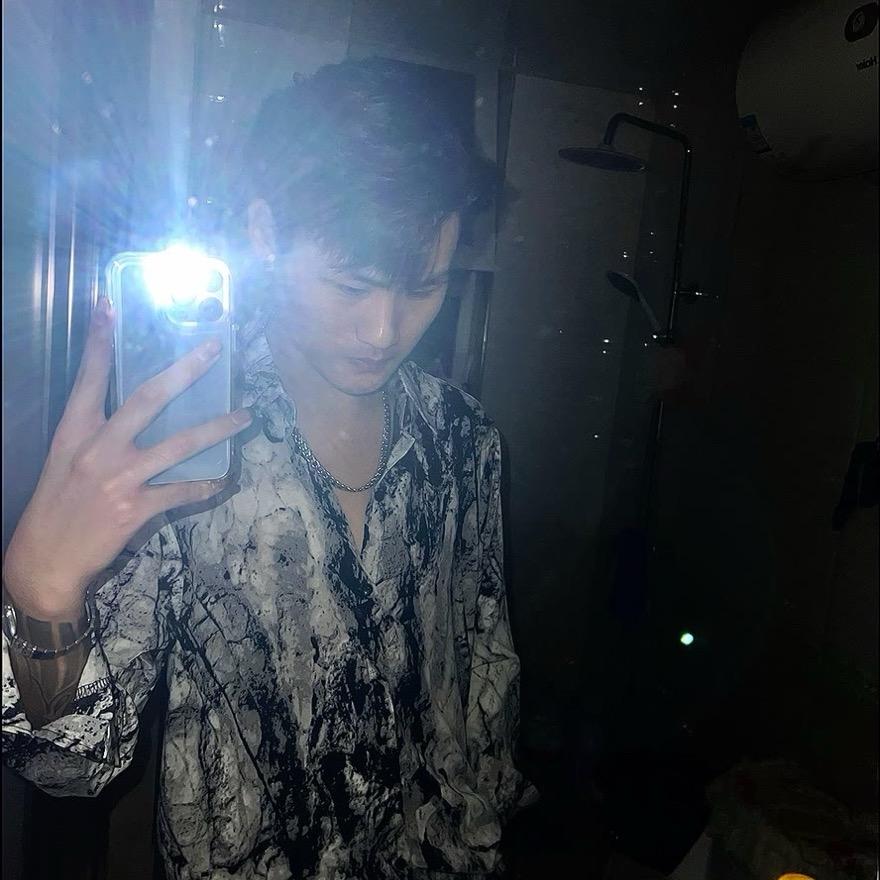 -王 宏 森