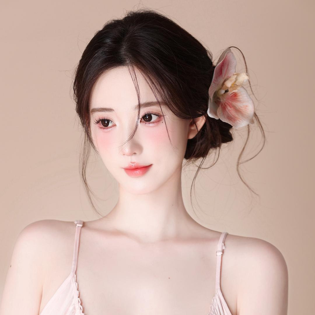 YUYU.