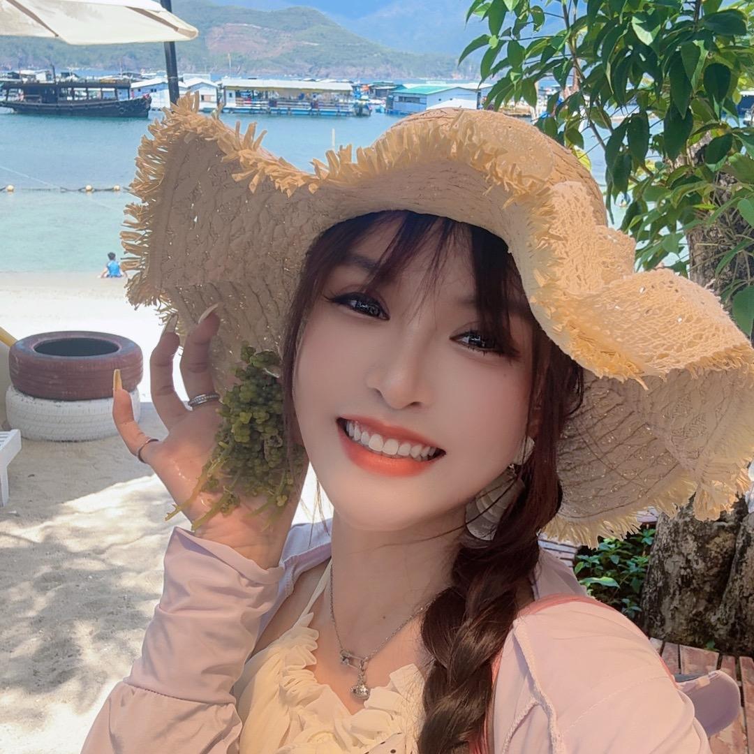 柒柒小姐