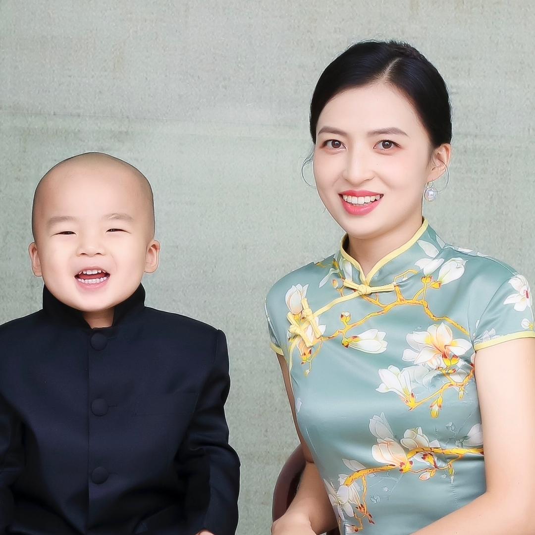 东哥妈妈