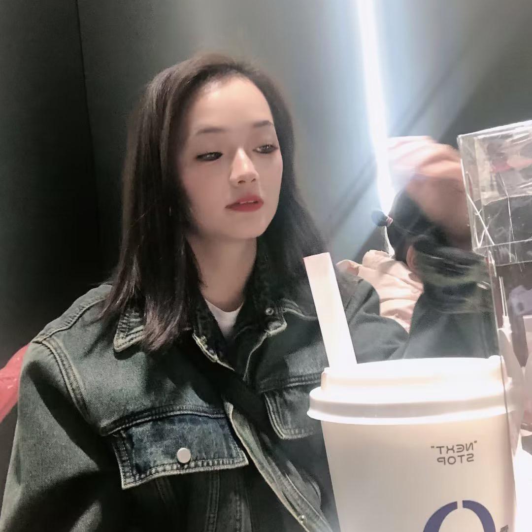 小西西。