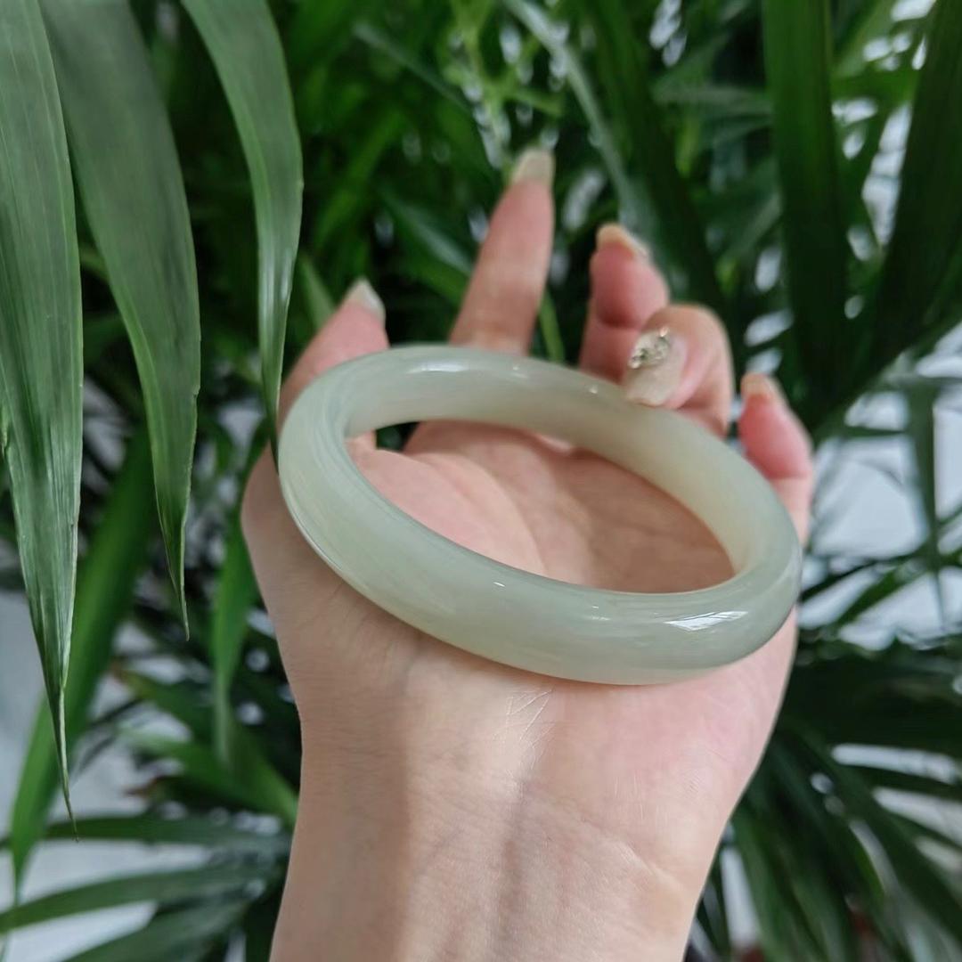 玉润珠宝商行