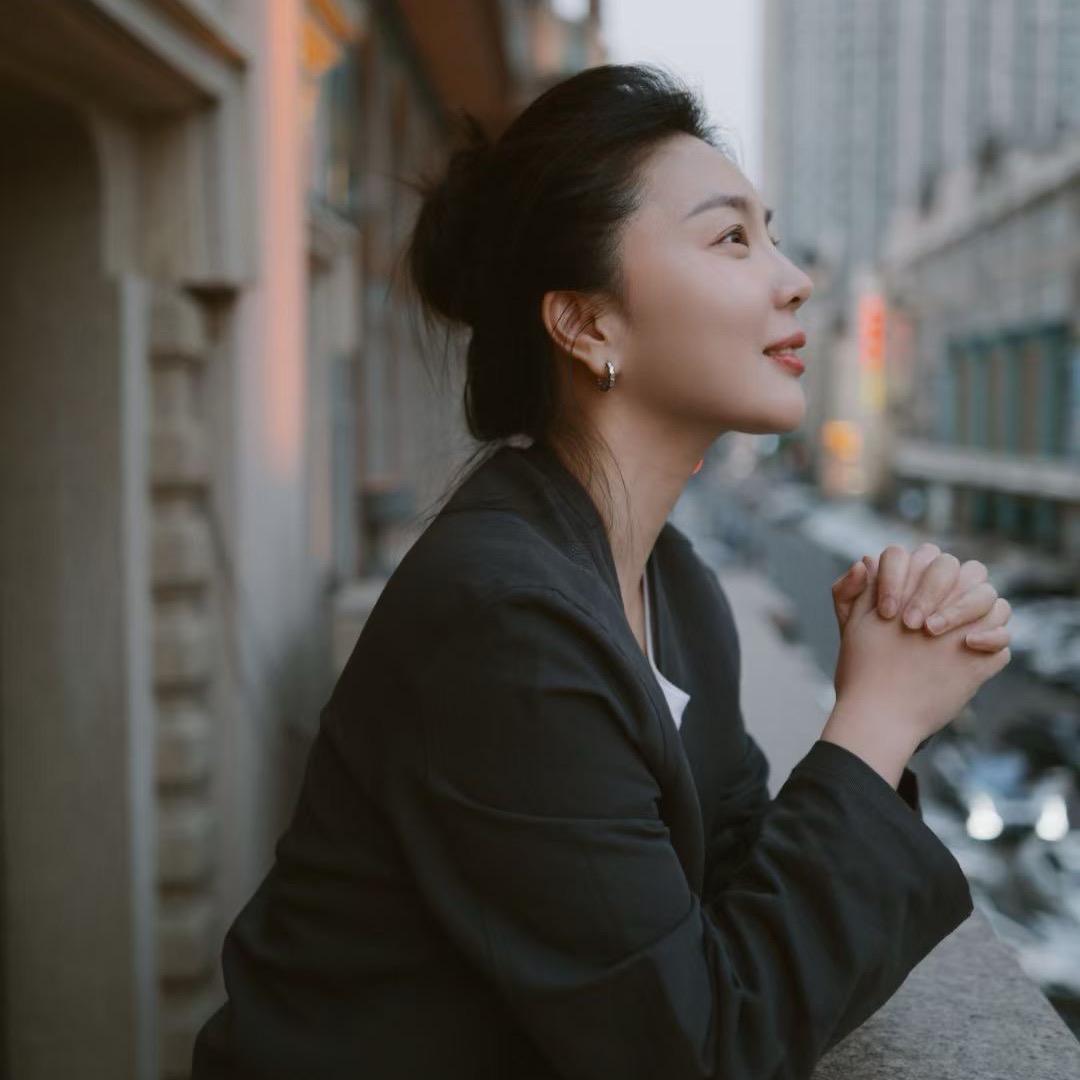 老板的发疯日常(被我发现)