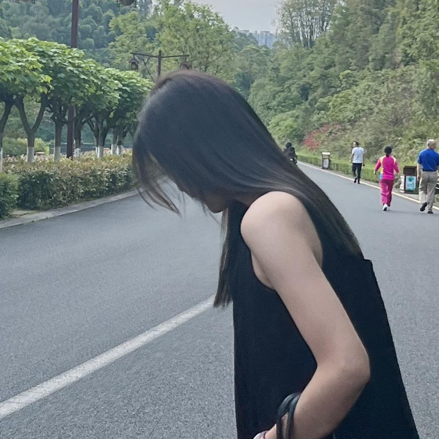 啾啾不在线