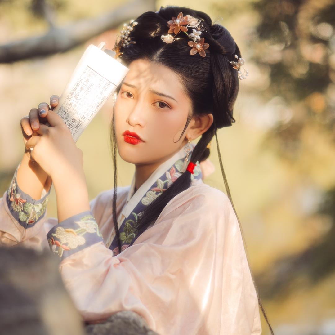 瑞瑞💄(妆造版)