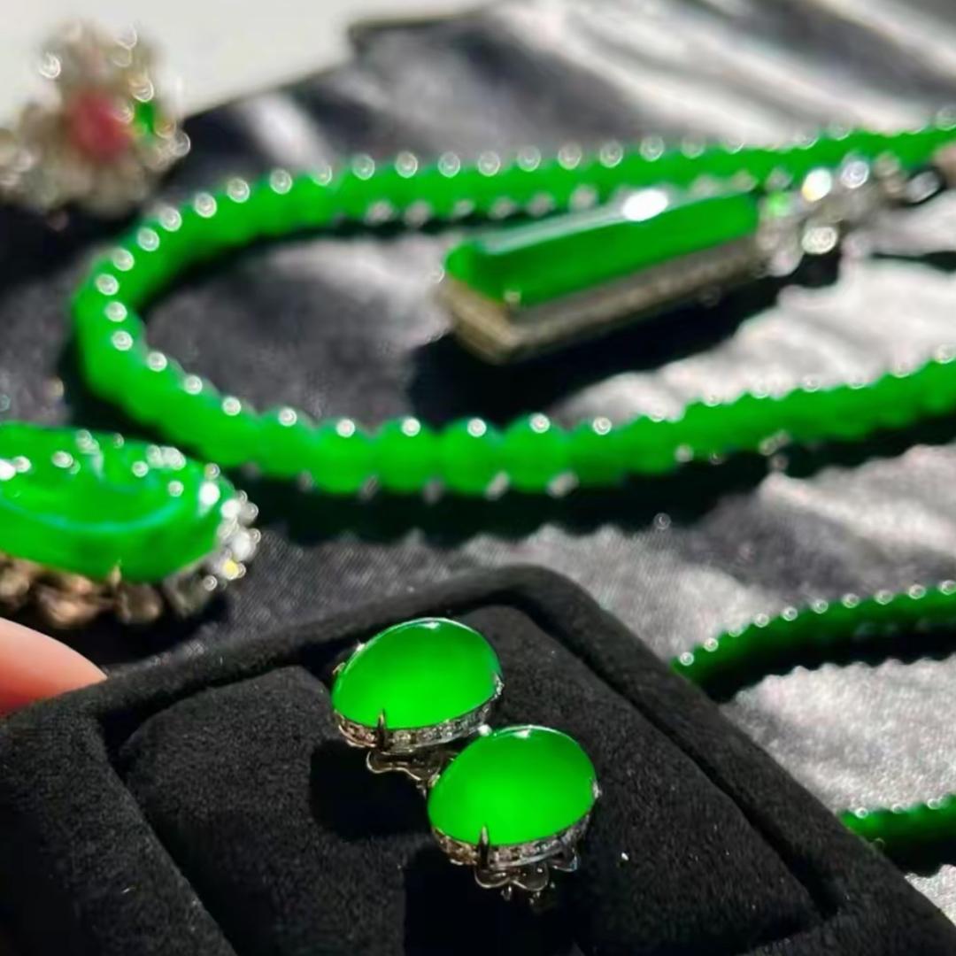 罗建华溆浦信和精品店