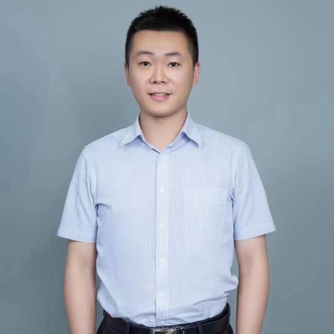 保险与金融服务小杨