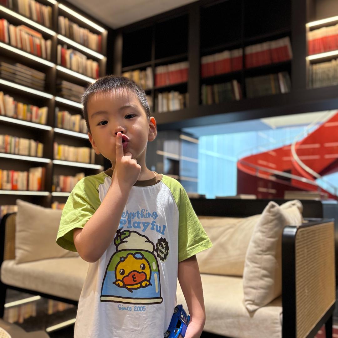 小芃友的大世界