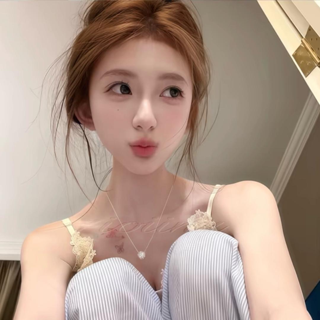 Q小姐.