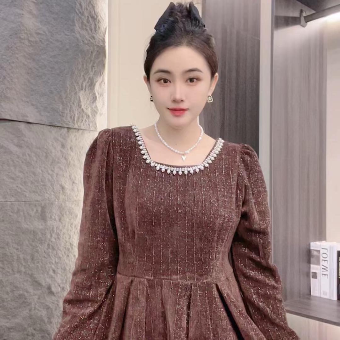 伊伊微胖大码女装