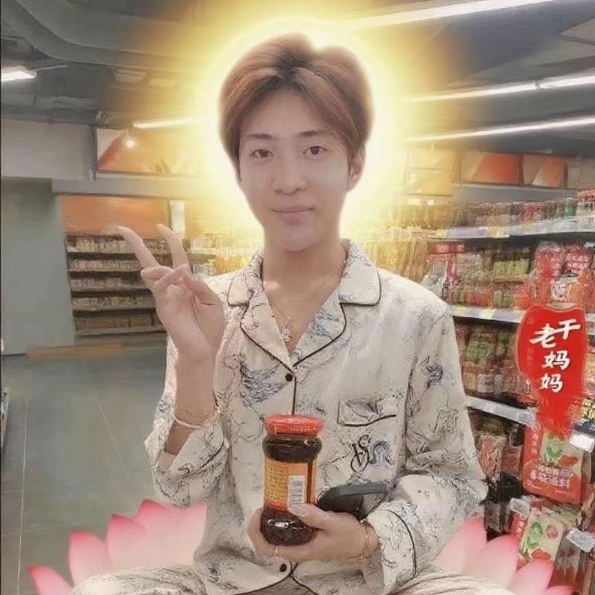 起床了宏哥.（等待澈澈回归版）🌻