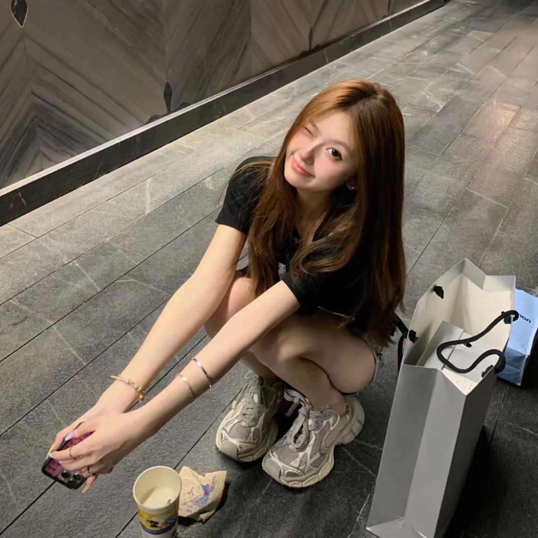 少⁷一点