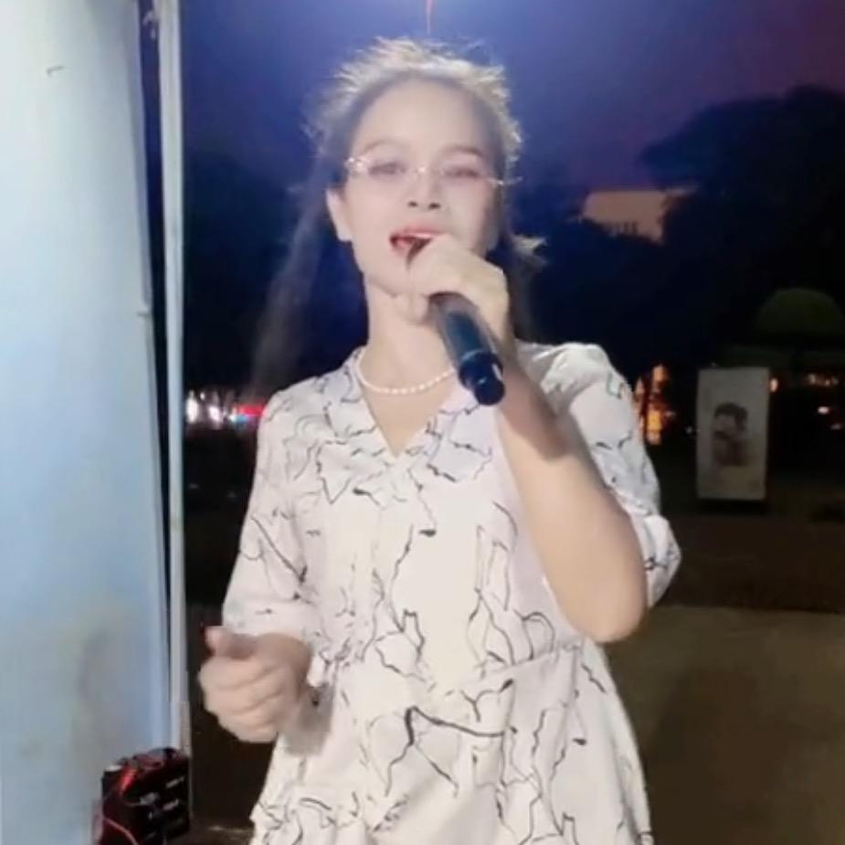 猫🐱姐(爱唱歌)