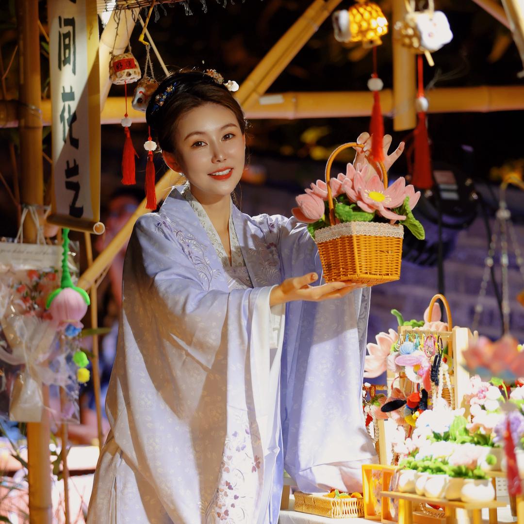 子墨游