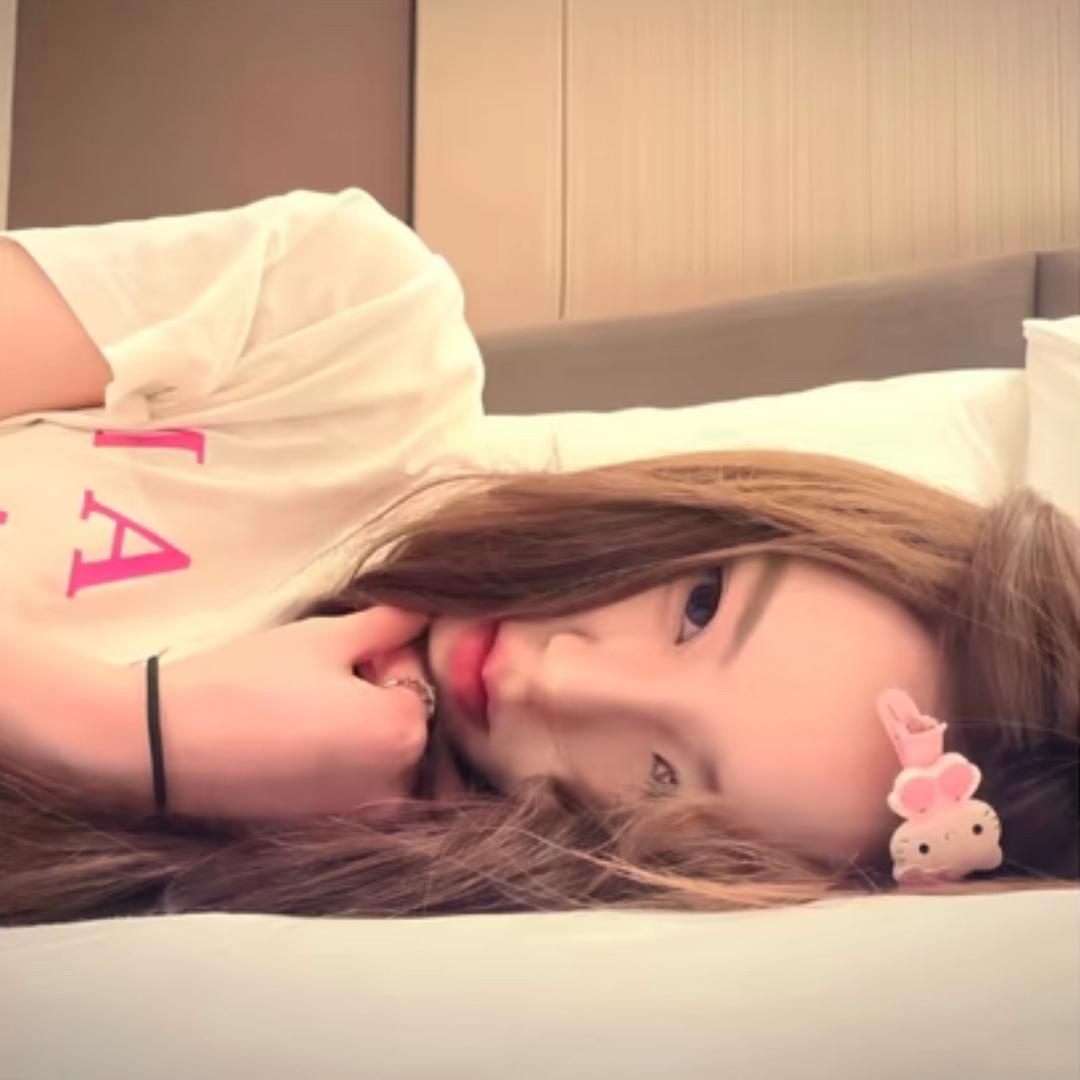 R .