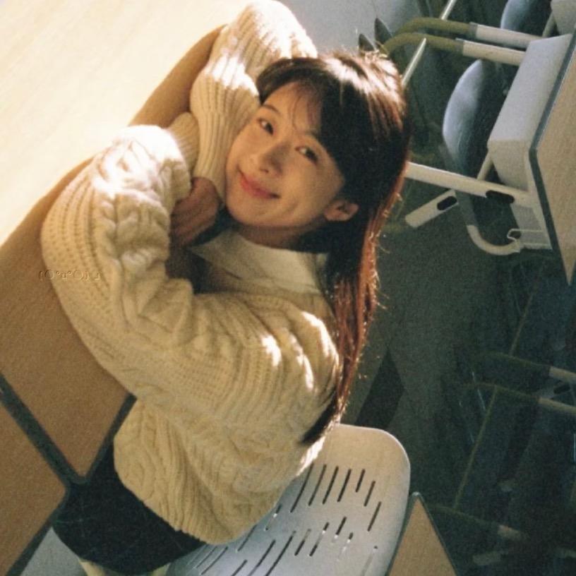 Hello 雯子
