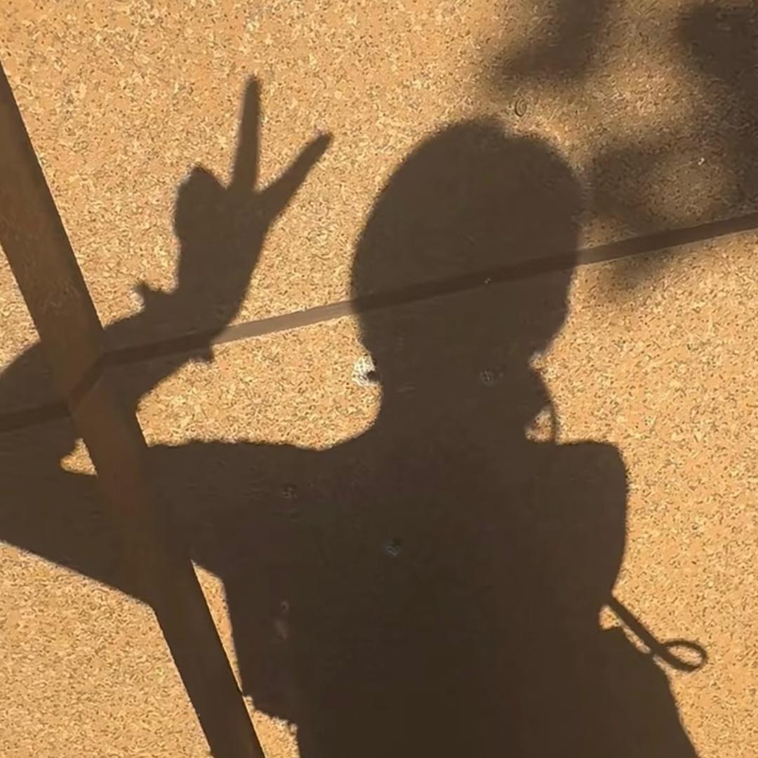 🖤一周困⁸天