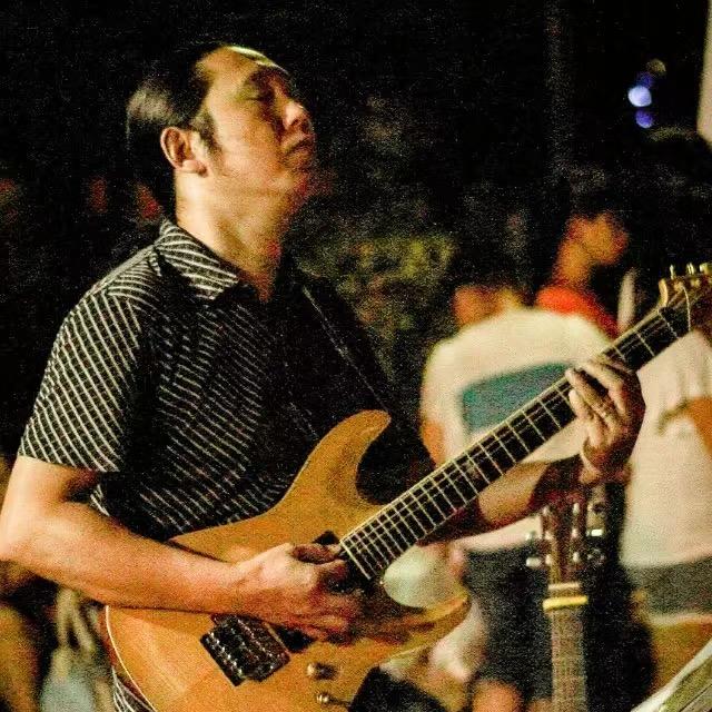 江夏涂涂（架子鼓吉他，庆典活动）