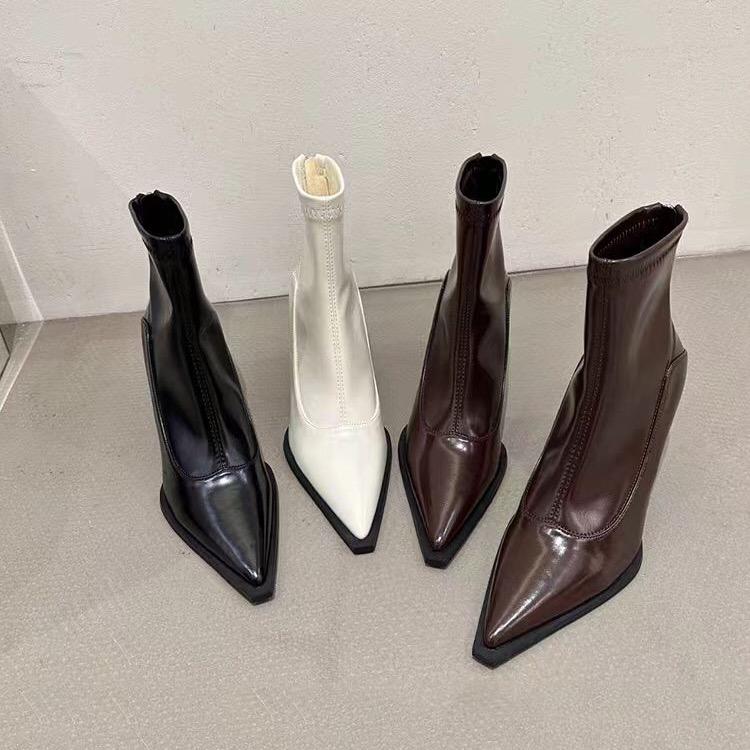 伊姿时尚坊