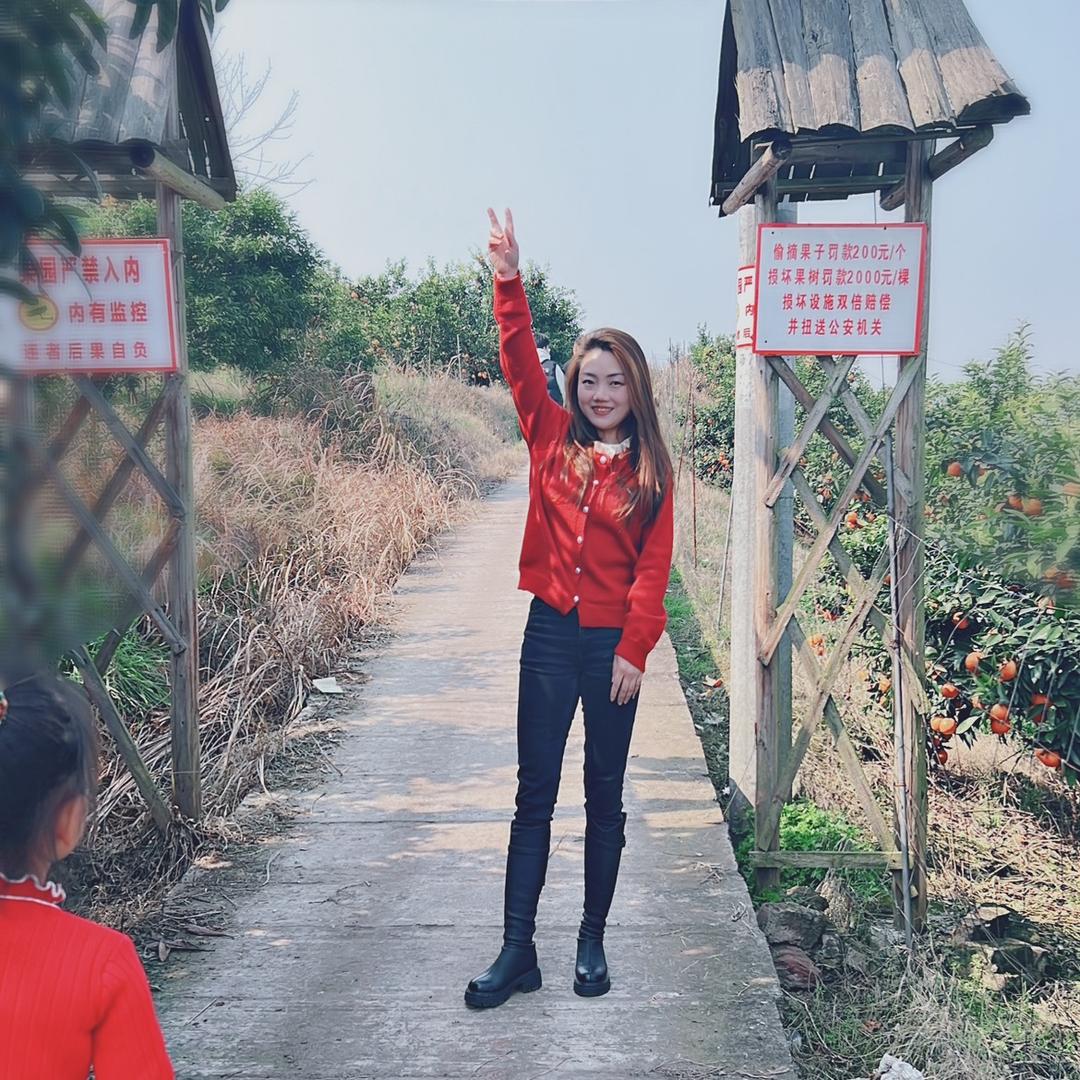 卖鞋子的小姐姐 👧
