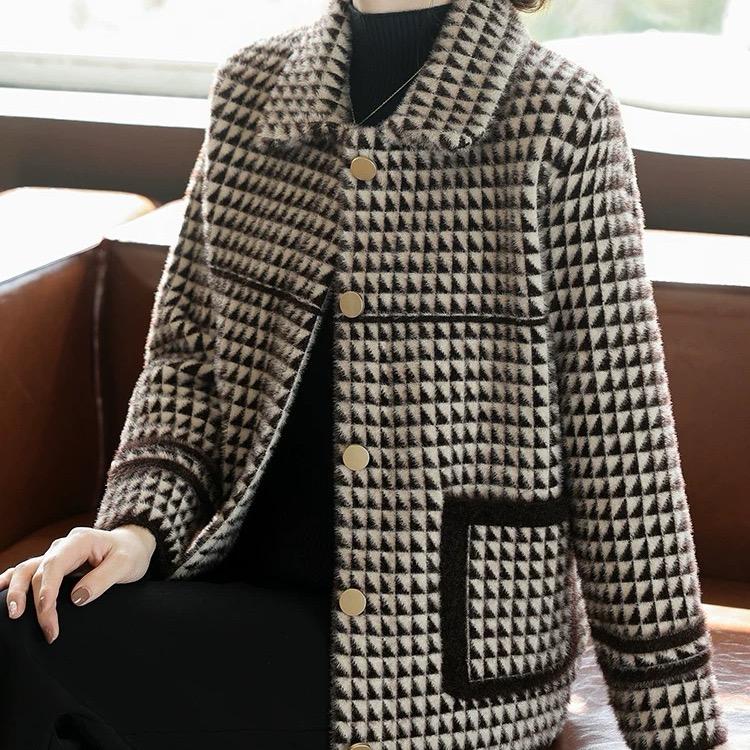 阿琳轻奢定制女装