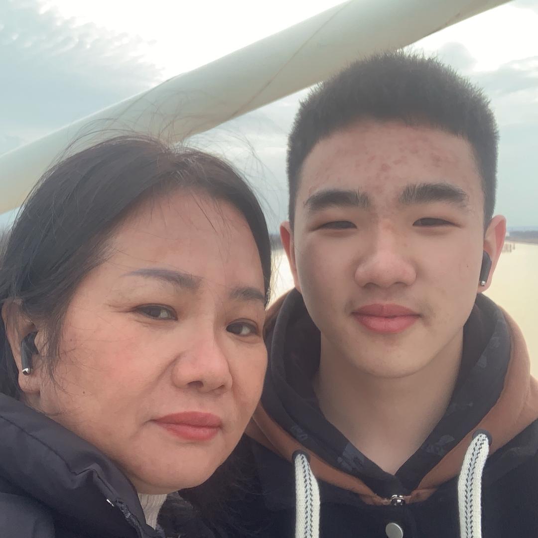 含羞草,，