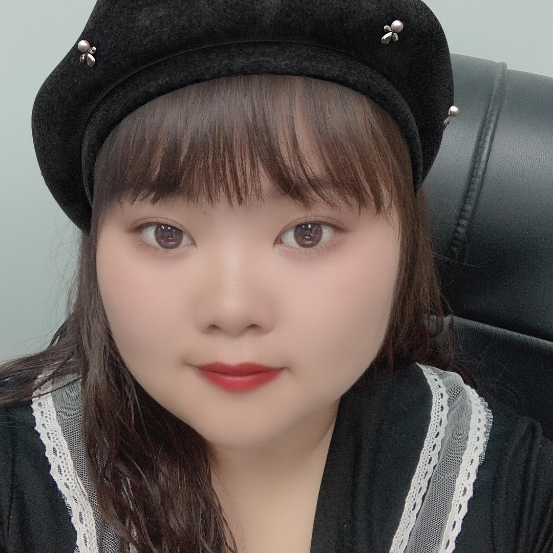 墨墨爱追剧🌻