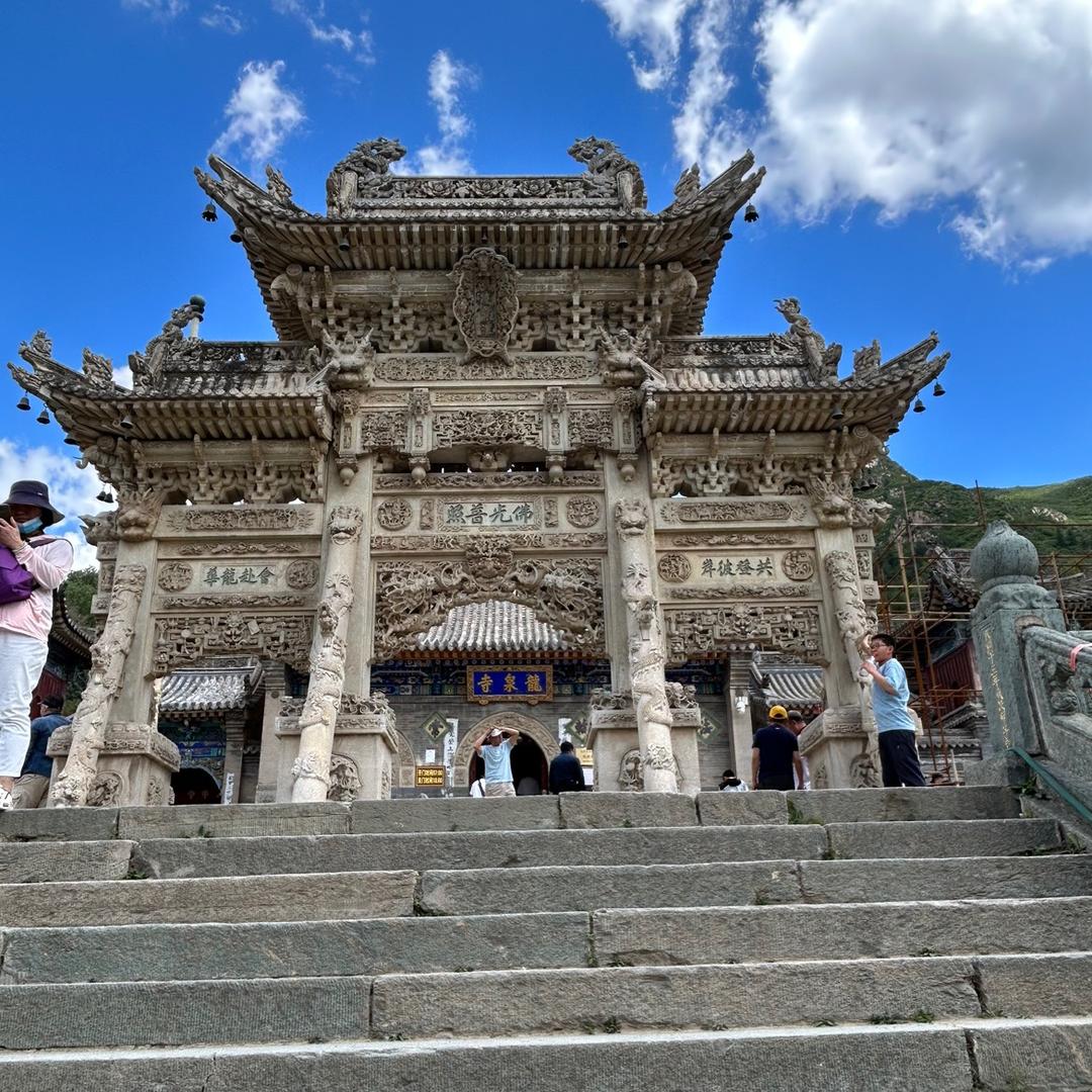 阅江看海